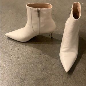 Leather White Pointed Kitten Heel Booties